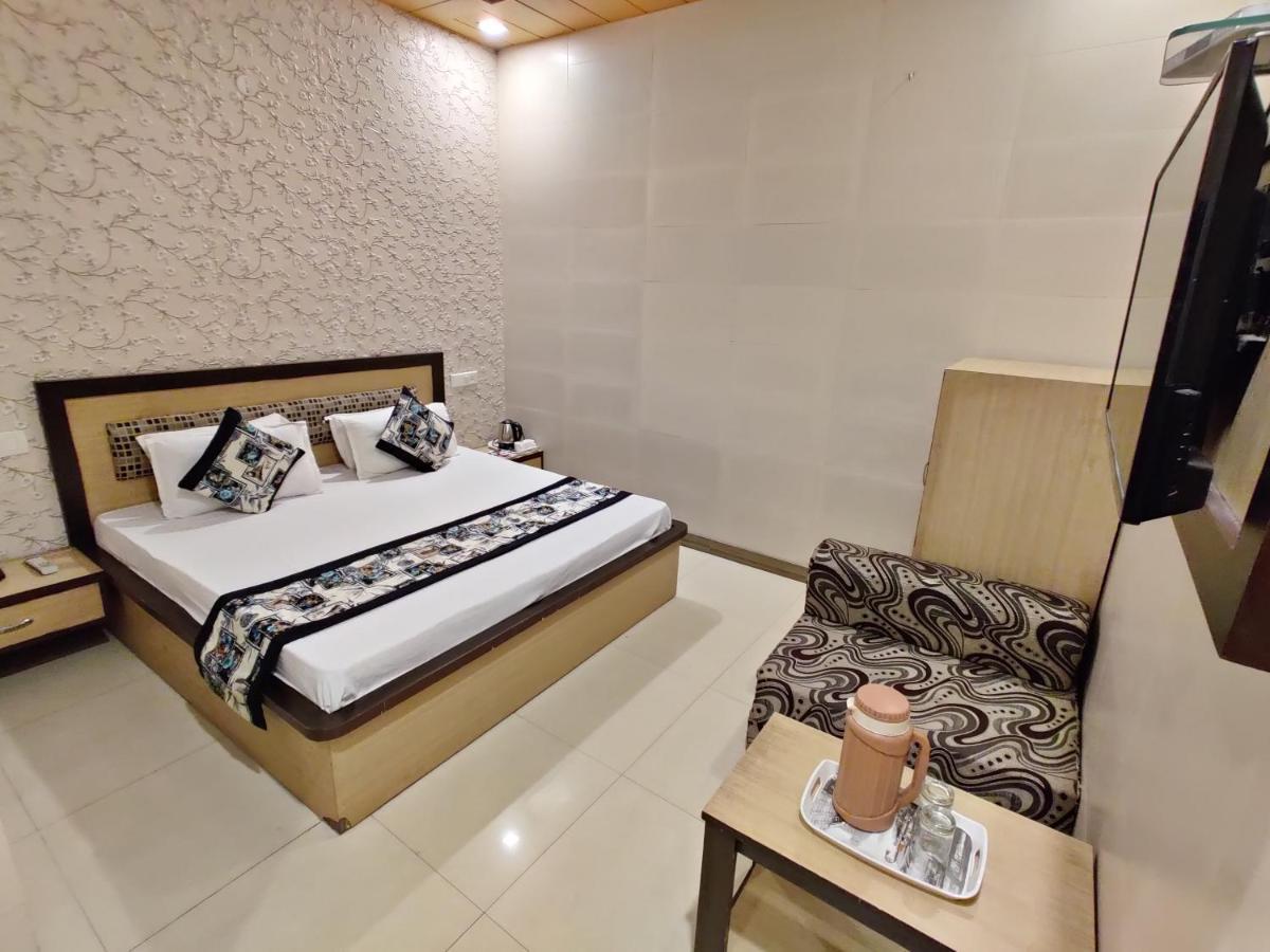 Vrinda Apartments Amritsar Exterior photo